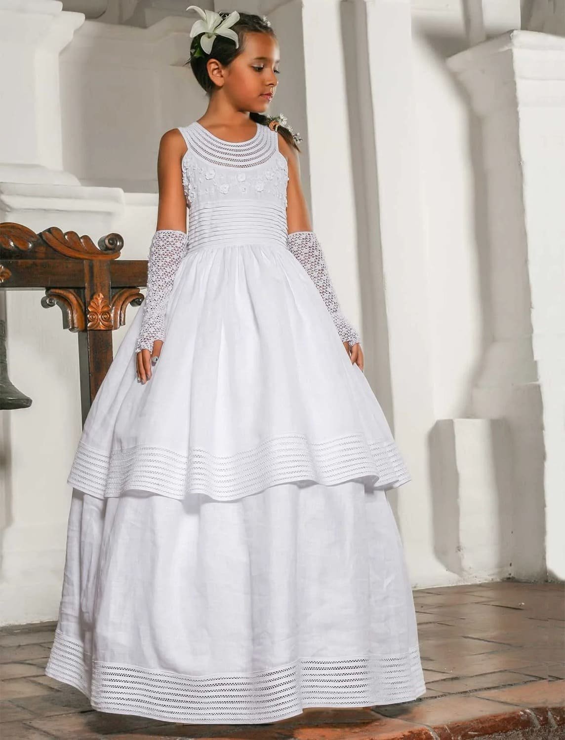 Vestido Primera Comunión Doble Falda Bordado en Sesgos y Rococó 1 Vestido Primera Comunión Doble Falda Bordado en Sesgos y Rococó