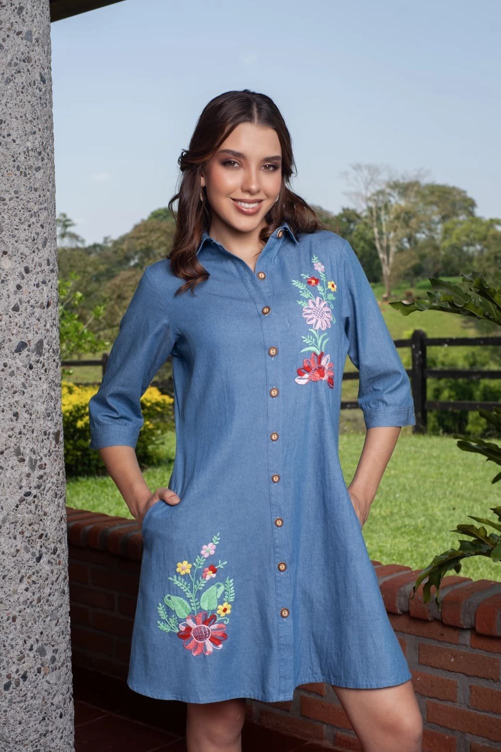 Vestido Azul Flores del Campo - Nueva Coleccion 2024 Flores de Lino 1 Vestido Azul Flores del Campo - Nueva Coleccion 2024 Flores de Lino