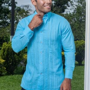 Camisa Guayabera Azul Cielo Manga Larga Calada - Colección 2024 La Vida en Guayabera