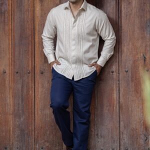 Camisa Beige Arena con Bordado Cartagüeño