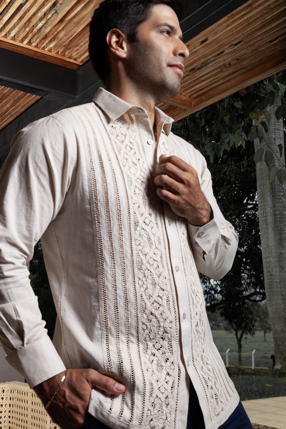 Camisa de Lino y Algodon Beige para Eventos Especiales 5 Camisa de Lino y Algodon Beige para Eventos Especiales - Imagen 5