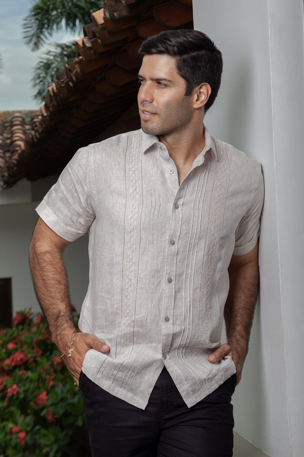 Guayabera Colombiana Elegante Manga Corta Cuello Angel 3 Guayabera Colombiana Elegante Manga Corta Cuello Angel - Imagen 3