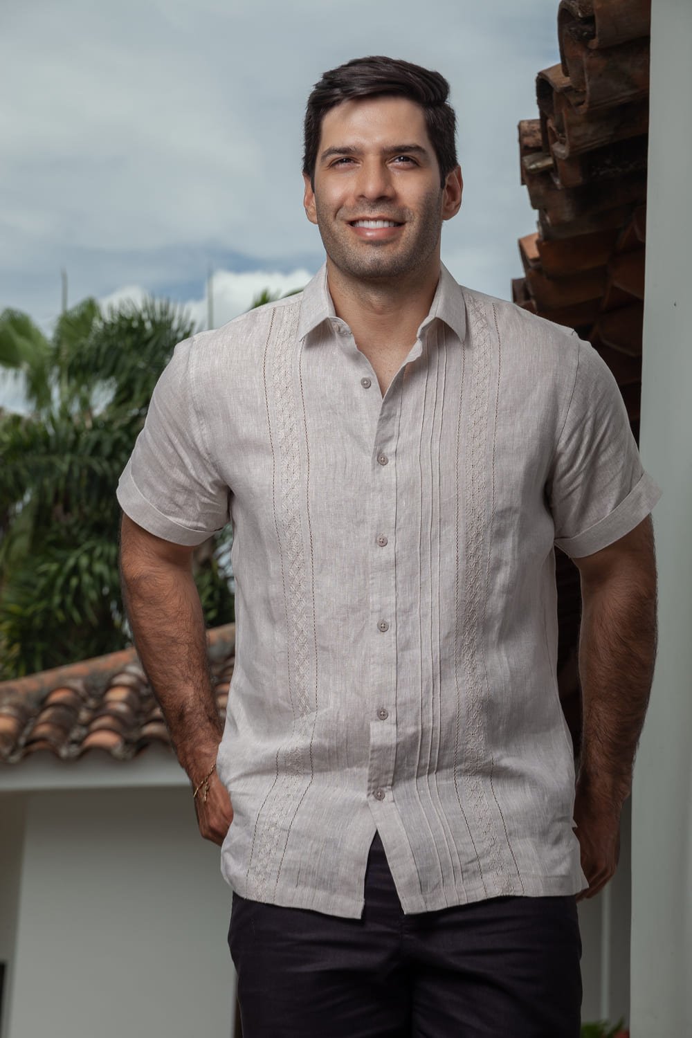 Guayabera Colombiana Elegante Manga Corta Cuello Angel 6 Guayabera Colombiana Elegante Manga Corta Cuello Angel - Imagen 6