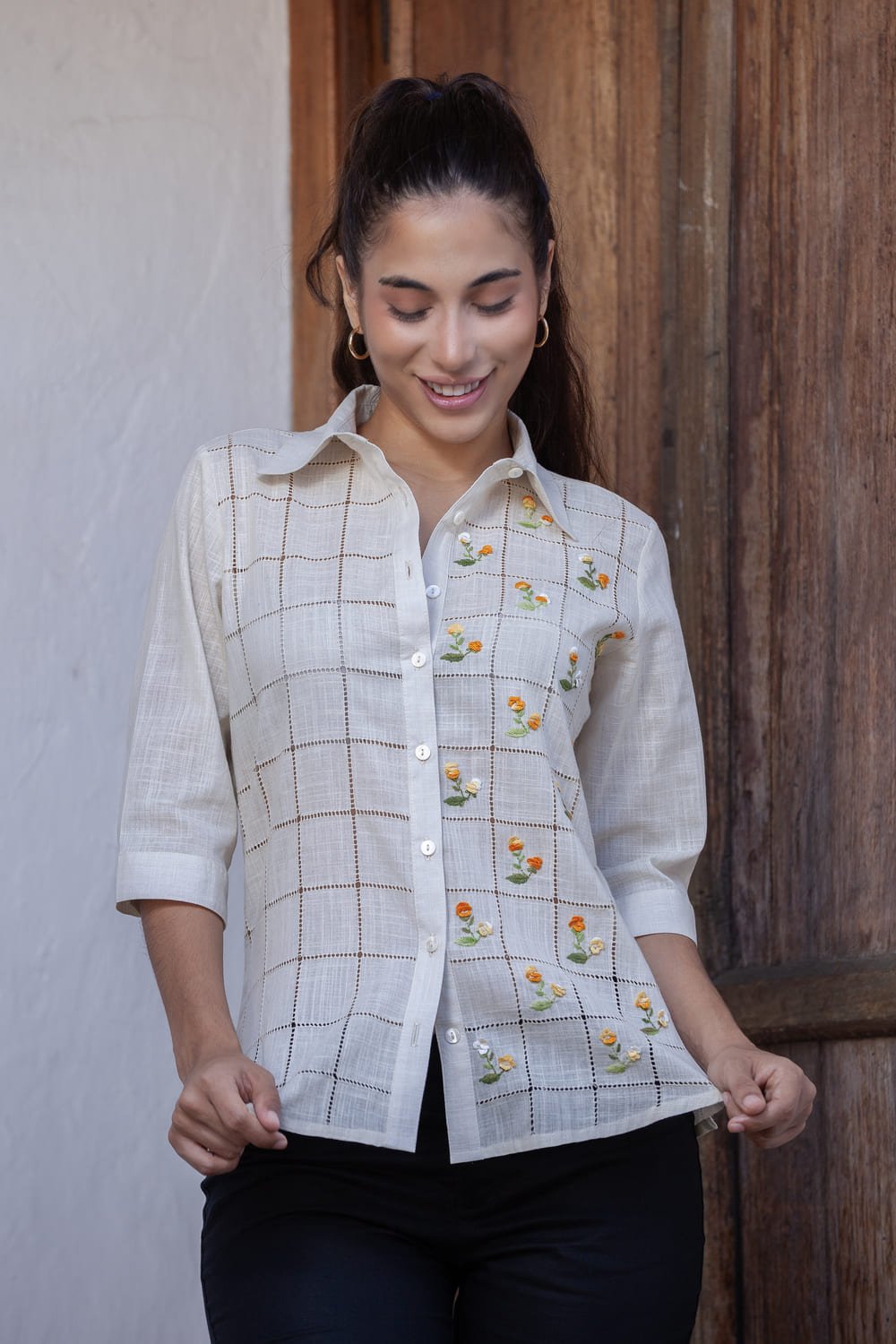 Blusa Bordada en Brasilera y Pasado Flor de Recuerdo 1 Blusa Bordada en Brasilera y Pasado Flor de Recuerdo