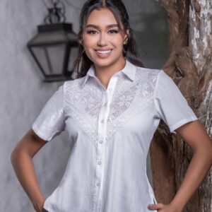 Blusa Blanca Bordada - Luz de la mañana - Herencia del SOL - Nueva Coleccion 2024