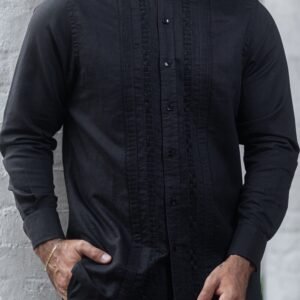 Guayabera Negra CLERIMAN Calada y Randas - Colección 2025 - FE CLERIMAN - FRIXIO