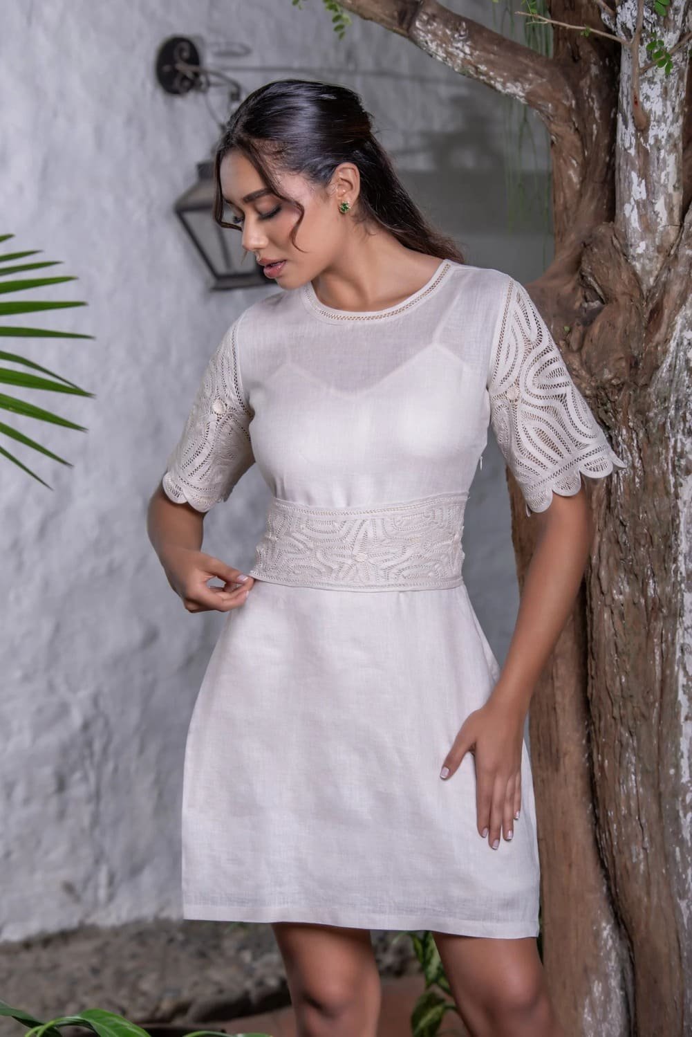 KAFLAN Vestido Blanco Bordado - Camino de Flores - Herencia del Sol - Nueva Coleccion 2024 2 KAFLAN Vestido Blanco Bordado - Camino de Flores - Herencia del Sol - Nueva Coleccion 2024 - Imagen 2